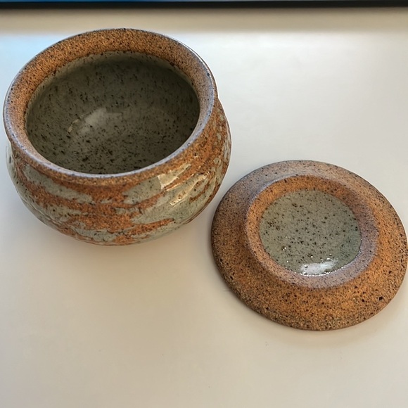 Ceramic Trinket Box - Picture 4 of 4